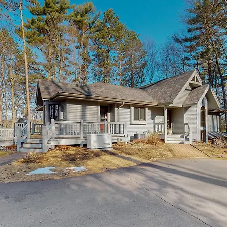 Laeser Lakehome